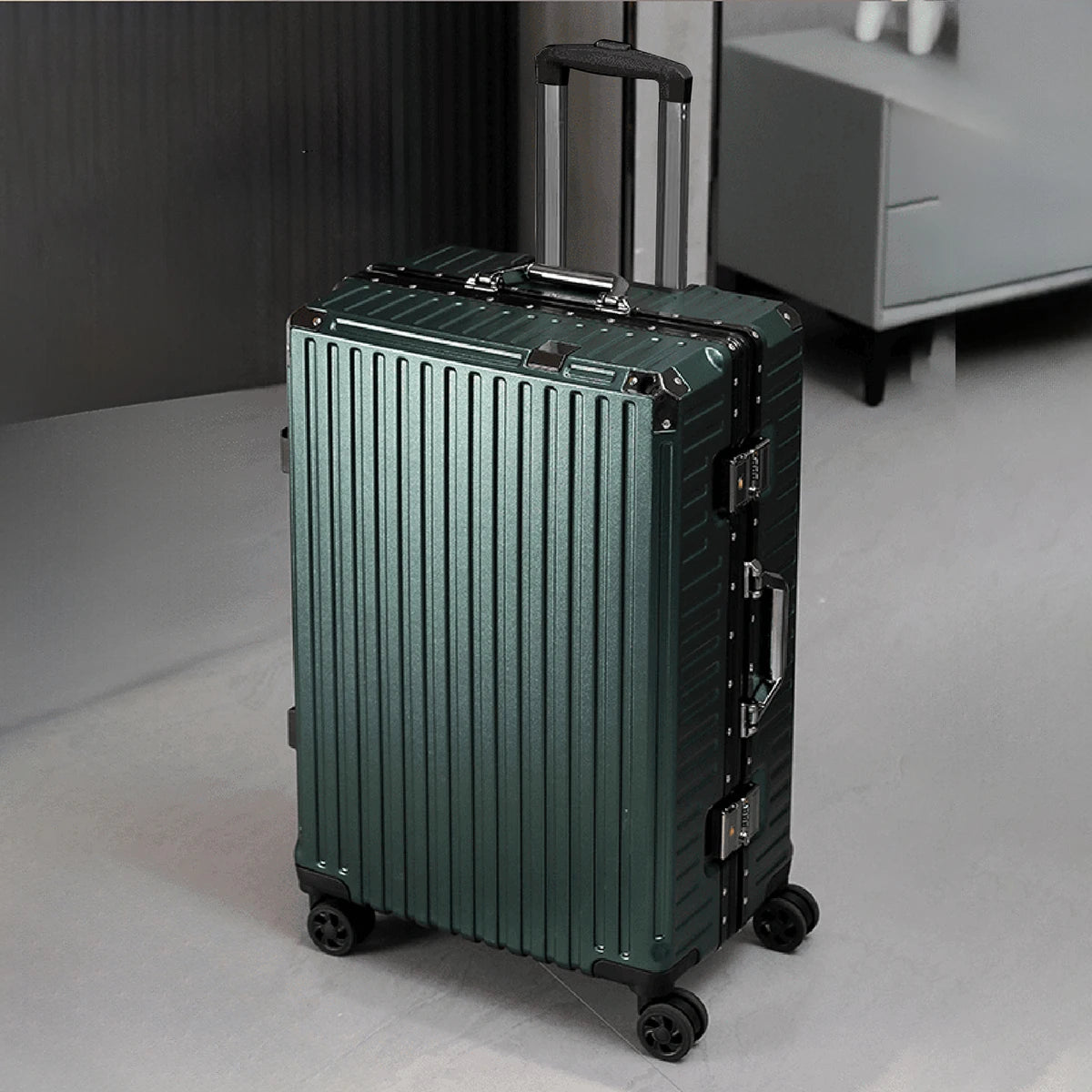 Trolley Luggage 20 24 26 28" Aluminum Frame Rolling Luggage Case USB Travel Suitcase on Wheels Combination Lock Carry on Luggage